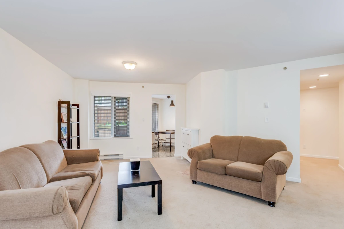 Dining Area Photo of 101 9962 148 Street, Surrey, BC
