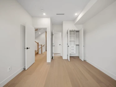 Basement Recreation Room Photo of 1 3786 Peter Street, Burnaby, BC