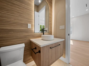1 3786 Peter Street, Burnaby, BC, Burnaby — Half Duplex for sale