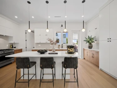 Kitchen Island Photo of 1 3786 Peter Street, Burnaby, BC