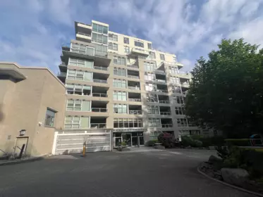 210 9232 University Crescent, Burnaby, BC, Burnaby — Apartment/Condo for sale