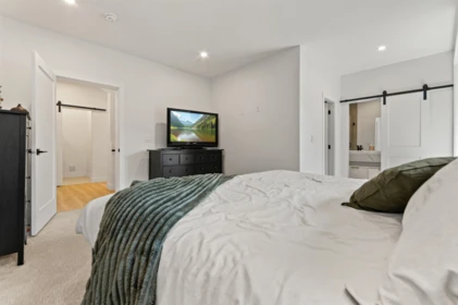 Basement Recreation Room Photo of 14 35706 Marshall Road, Abbotsford, BC
