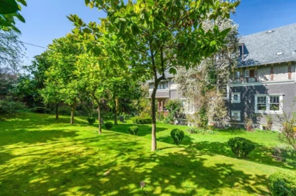 Front Yard Photo of 1650 Cedar Crescent, Vancouver, BC