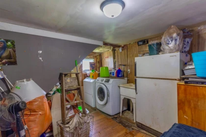 Kitchen Photo of 88 Fell Avenue, Burnaby, BC