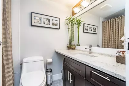 Kitchen Island Photo of 118 9847 Manchester Drive, Burnaby, BC