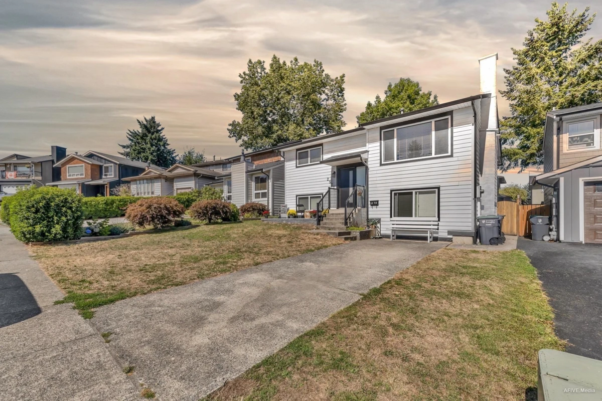 Exterior Rear Photo of 2521 Wilding Crescent, Langley, BC