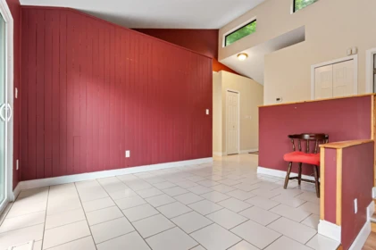 Kitchen Photo of 100 Robertson Crescent, Hope, BC