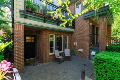 Garden / Landscaping Photo of 6230 Logan Lane, Vancouver, BC