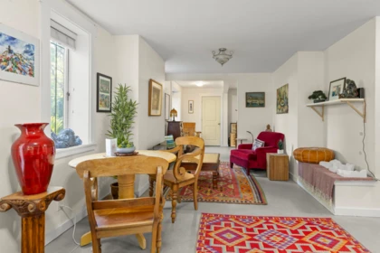 Hallway Photo of 5138 East Boulevard, Vancouver, BC