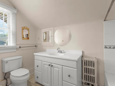 Mudroom Photo of 5138 East Boulevard, Vancouver, BC