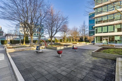 Garden / Landscaping Photo of 205 522 8th Avenue, Vancouver, BC