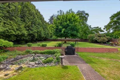 Neighborhood Park Photo Near 15186 73b Avenue, Surrey, BC