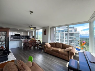 Kitchen Island Photo of 2501 3100 Windsor Gate, Coquitlam, BC