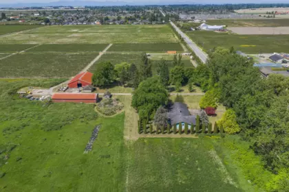 7064 Ladner Trunk Road, Delta, BC, Delta — Single Family Residence for sale
