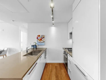 Basement Recreation Room Photo of 402 4189 Cambie Street, Vancouver, BC