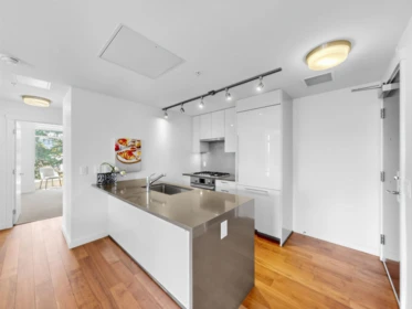Entry Foyer Photo of 402 4189 Cambie Street, Vancouver, BC