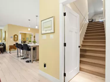 Entry Foyer Photo of 795 Madison Place, Gibsons, BC