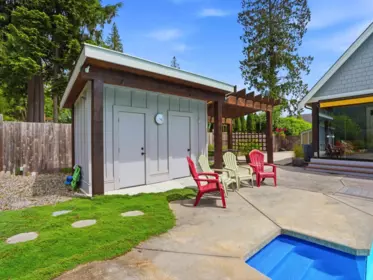Garden / Landscaping Photo of 795 Madison Place, Gibsons, BC