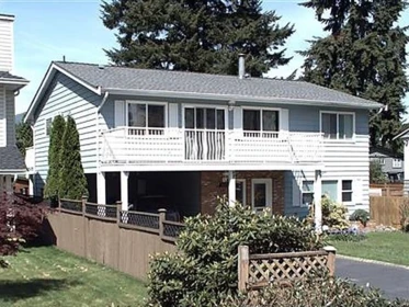 1671 Coquitlam Avenue, Port Coquitlam, BC, Port Coquitlam — Single Family Residence for sale