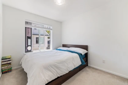 Hallway Photo of 31 16357 15 Avenue, Surrey, BC