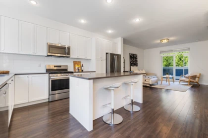 Kitchen Photo of 31 16357 15 Avenue, Surrey, BC