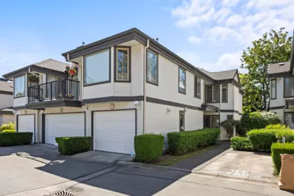 Front Yard Photo of 30 15840 84 Avenue, Surrey, BC