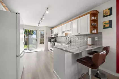 Kitchen Island Photo of 30 15840 84 Avenue, Surrey, BC