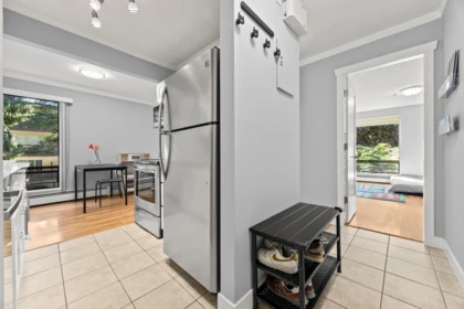 204 330 Cedar Street, New Westminster, BC, New Westminster — Apartment/Condo for sale