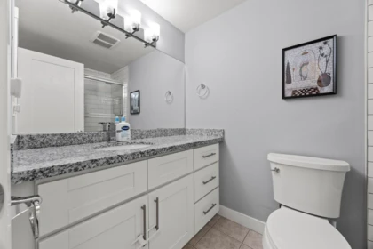 Powder Room Photo of 204 330 Cedar Street, New Westminster, BC