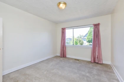 Breakfast Nook Photo of 5322 Culloden Street, Vancouver, BC