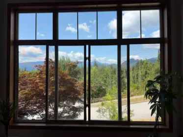 Breakfast Nook Photo of 22856 137 Avenue, Maple Ridge, BC