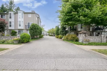 Staircase Photo of 23 9559 130a Street, Surrey, BC