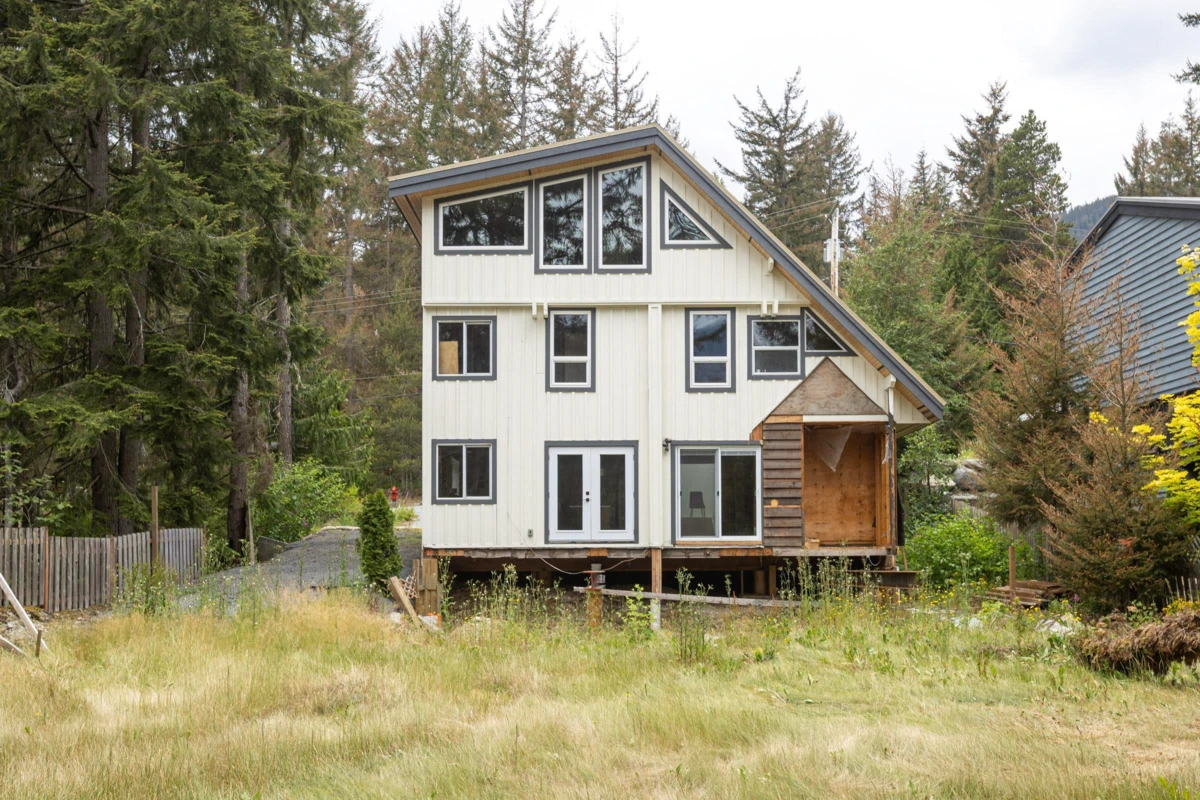 Family Room Photo of 9199 Emerald Drive, Whistler, BC