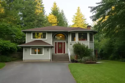 13516 232 Street, Maple Ridge, BC, Maple Ridge — Single Family Residence for sale