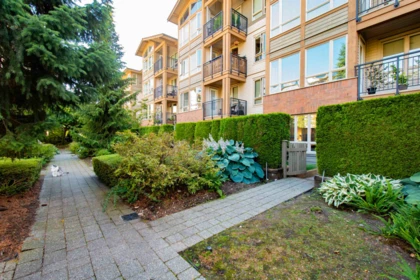 Garden / Landscaping Photo of 104 1111 E 27th Street, North Vancouver, BC