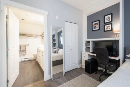 Hallway Photo of 104 1111 E 27th Street, North Vancouver, BC