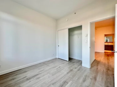 Breakfast Nook Photo of 203 200 Nelson's Crescent, New Westminster, BC