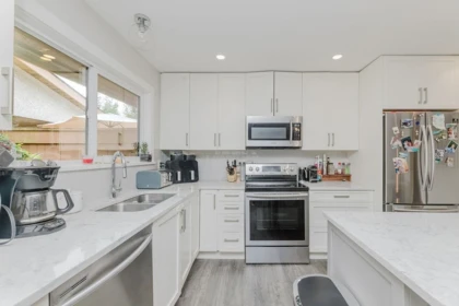 Kitchen Photo of 841 North Road, Gibsons, BC