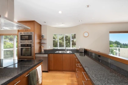 4895 Northwood Drive, West Vancouver, BC, West Vancouver — Single Family Residence for sale