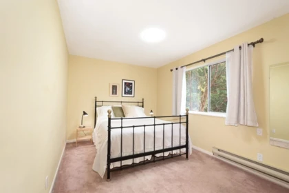 Hallway Photo of 4895 Northwood Drive, West Vancouver, BC