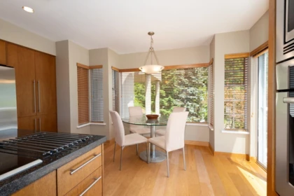 Kitchen Photo of 4895 Northwood Drive, West Vancouver, BC