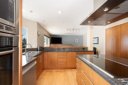 4895 Northwood Drive, West Vancouver, BC, West Vancouver — Single Family Residence for sale