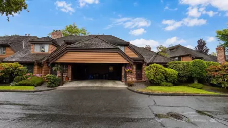33 6600 Lucas Road, Richmond, BC, Richmond — Townhouse for sale