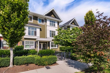 4 27735 Roundhouse Drive, Abbotsford, BC, Abbotsford — Townhouse for sale