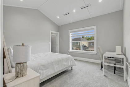 Hallway Photo of 15046 76a Avenue, Surrey, BC