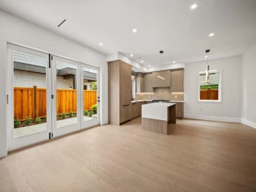 2- 2547 E 2nd Avenue, Vancouver, BC, Vancouver — Half Duplex for sale