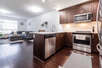 205 2436 Kelly Avenue, Port Coquitlam, BC, Port Coquitlam — Apartment/Condo for sale