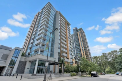408 1471 Hunter Street, North Vancouver, BC, North Vancouver — Apartment/Condo for sale