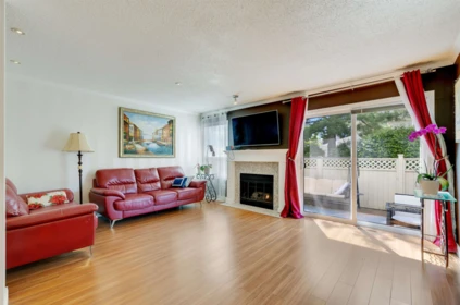 6433 121a Street, Surrey, BC, Surrey — Townhouse for sale