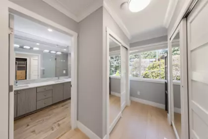 Garage Interior Photo of 1788 Gordon Avenue, West Vancouver, BC